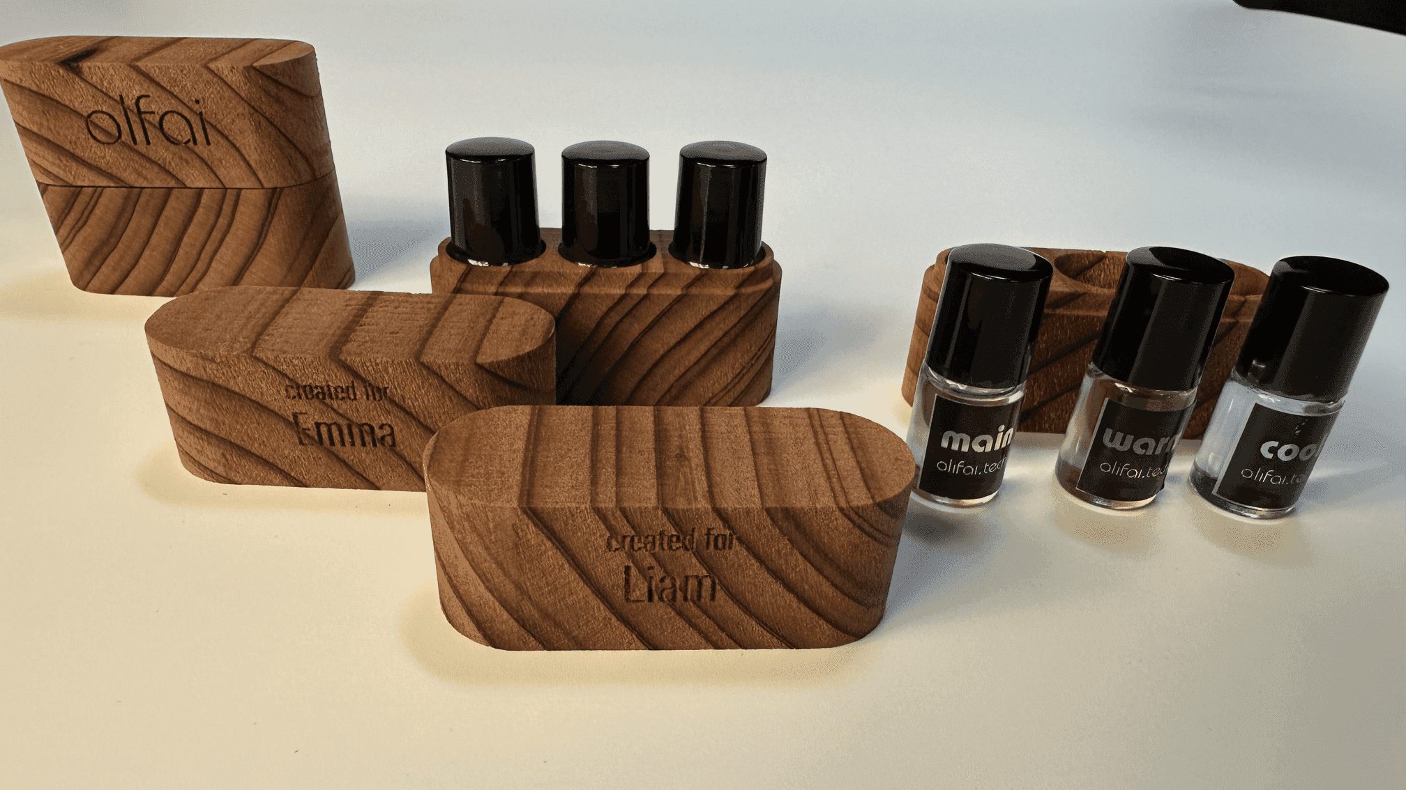 Unboxing — bottle and trio minis
